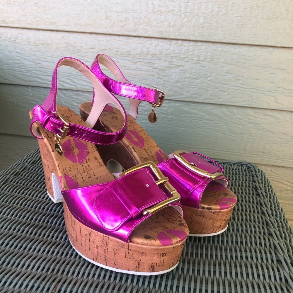 Juicy Couture Metallic Hot Pink Platform Sandals